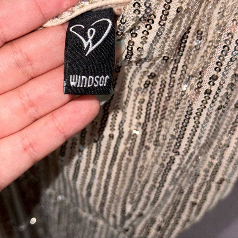 Windsor Sequin Dress Size Small - Picture 4 of 5